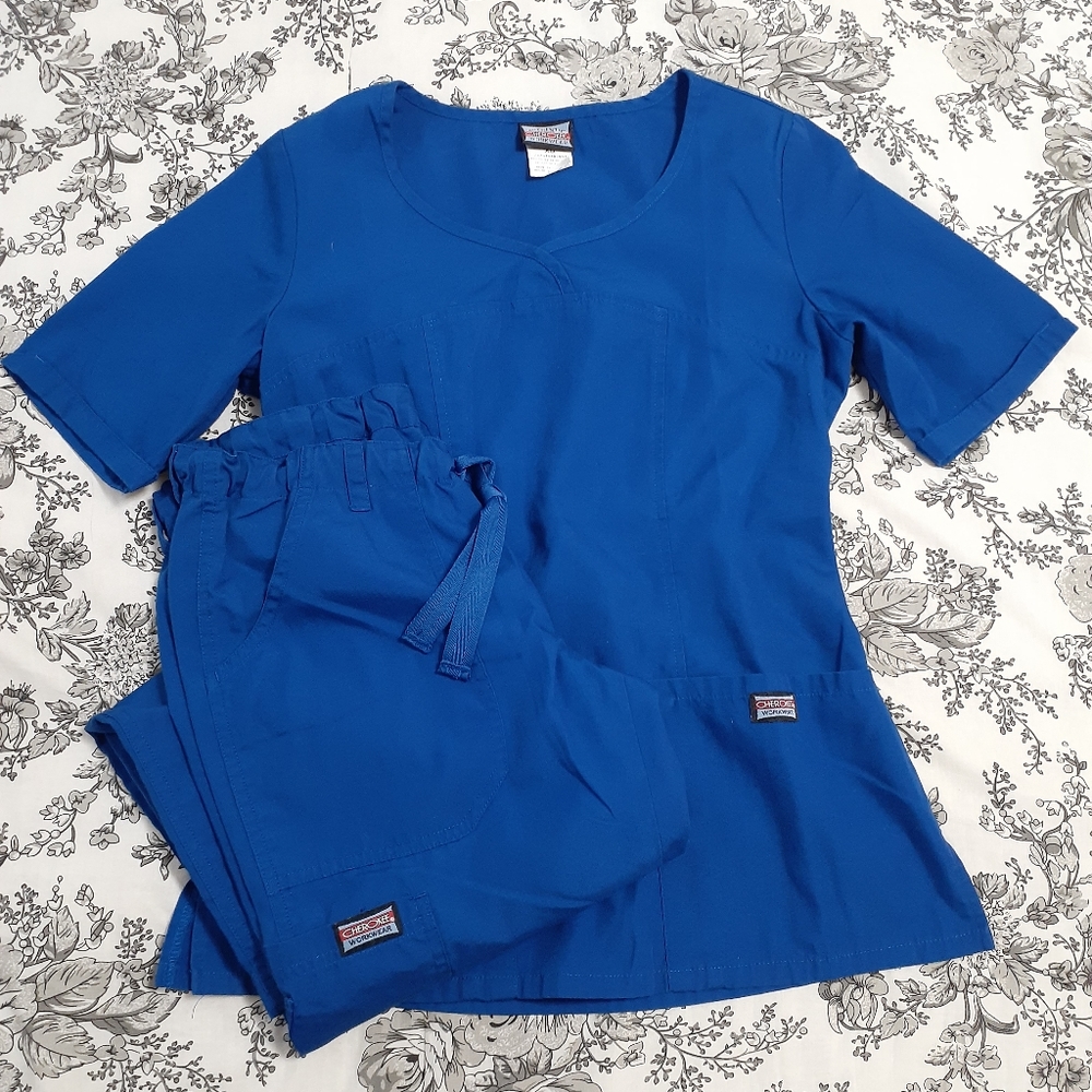 CHEROKEE Authentic Workwear Scrubs Set